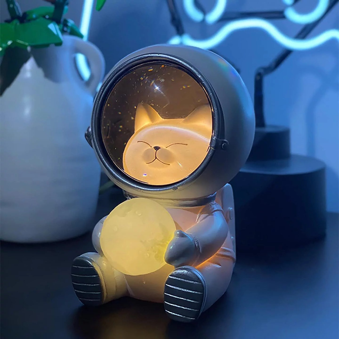 Astronaut Projector Night Light, Cute Spaceman LED Night Light Astronaut Moon Lamps for Kids Adults for Bedroom, Christmas, Birthdays, Space Cat - stylishhomedecor2024.com