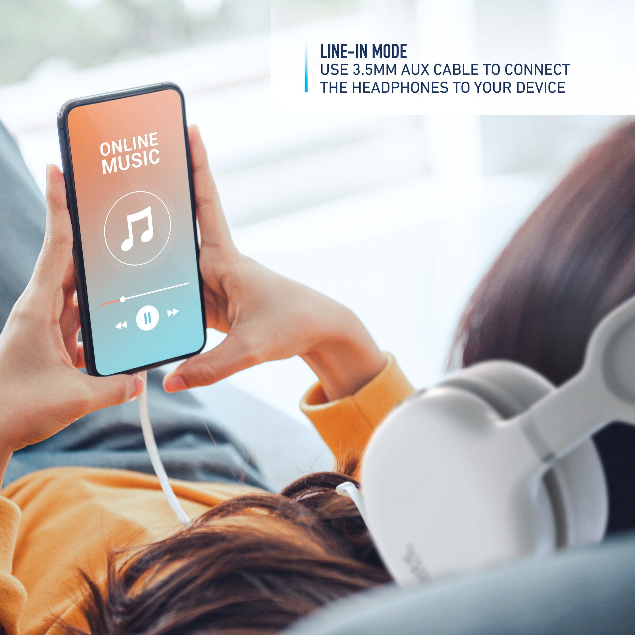 Foldable Wireless Bluetooth Over-Ear Headphones – Built-In Mic, White - stylishhomedecor2024.com