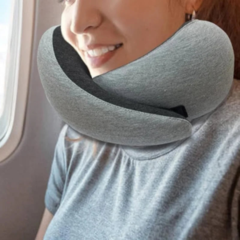 Durable portable neck cushion for travel
